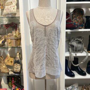 CHANTIILY LACE